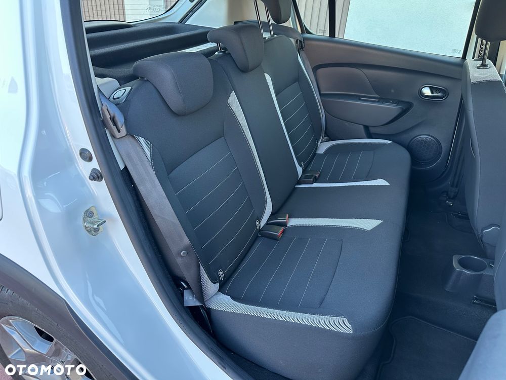 Dacia Sandero Stepway TCe 90 Ambiance - 35