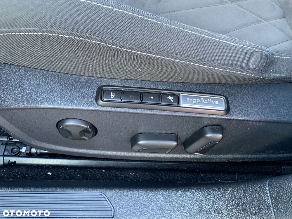 Volkswagen Golf 1.5 TSI EVO Life - 2