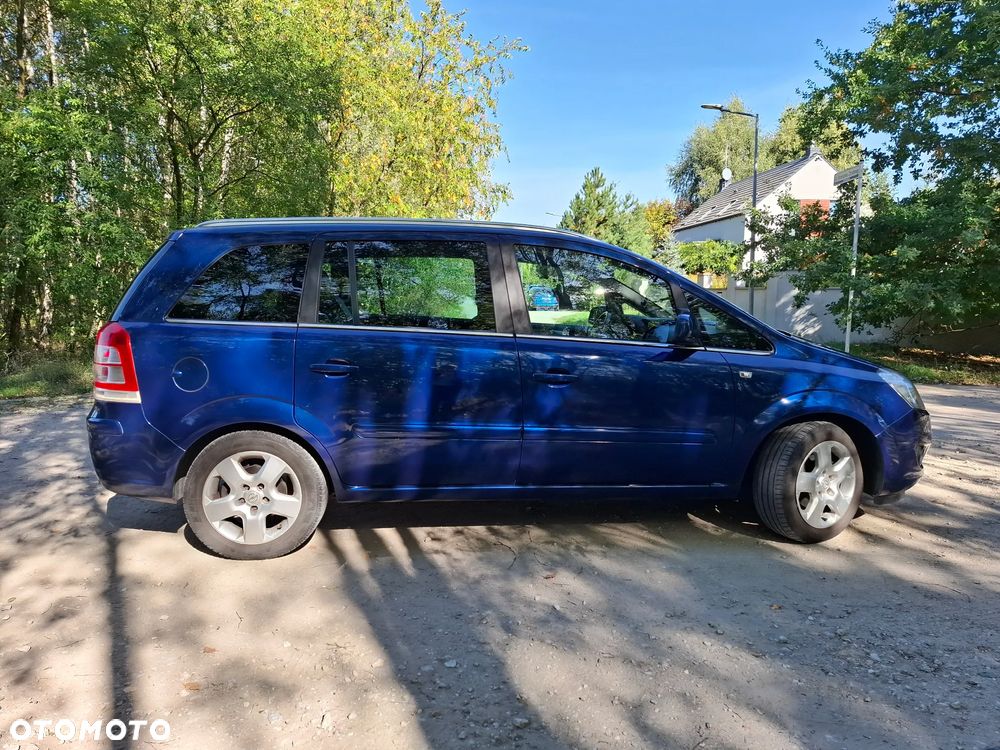 Opel Zafira 1.8 - 5
