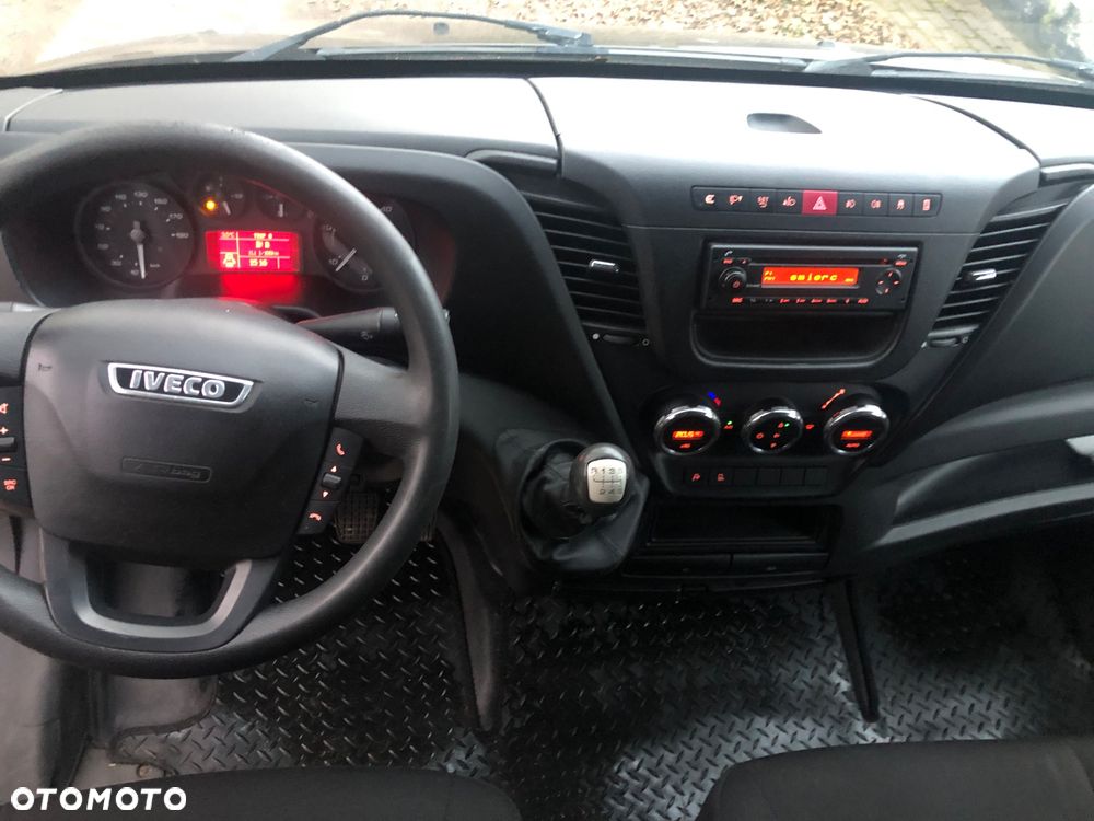 Iveco DAILY - 11