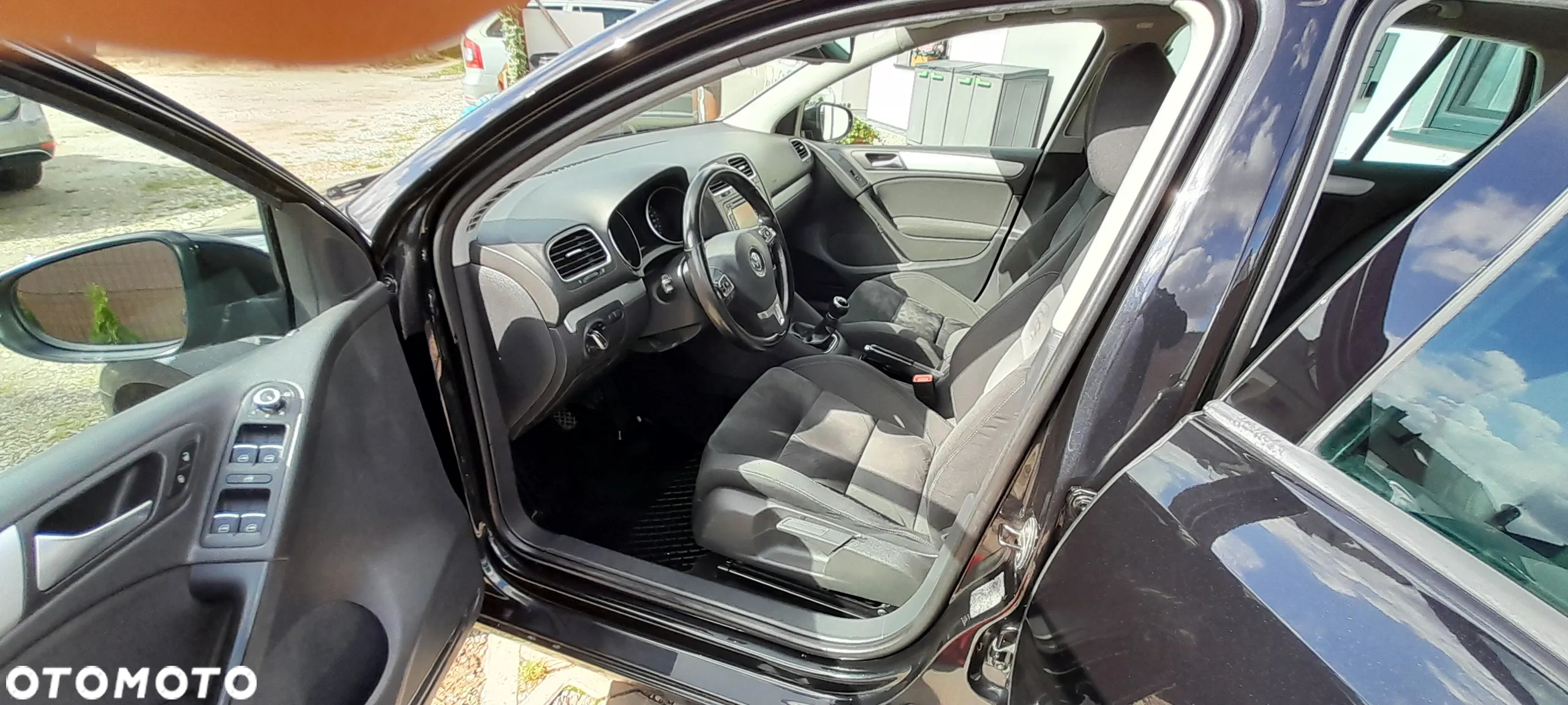 Volkswagen Golf VI 2.0 TDI Highline - 4