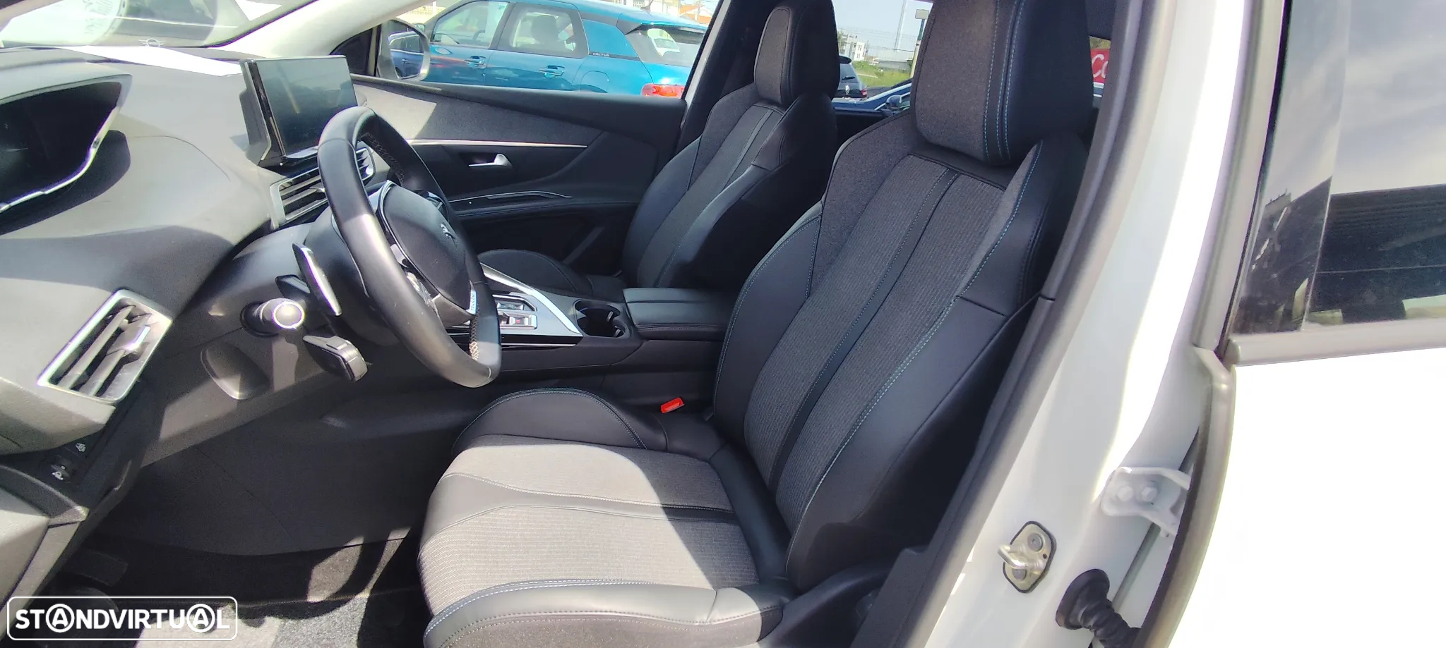 Peugeot 5008 - 37