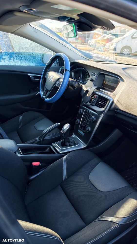 Volvo V40 D2 - 5
