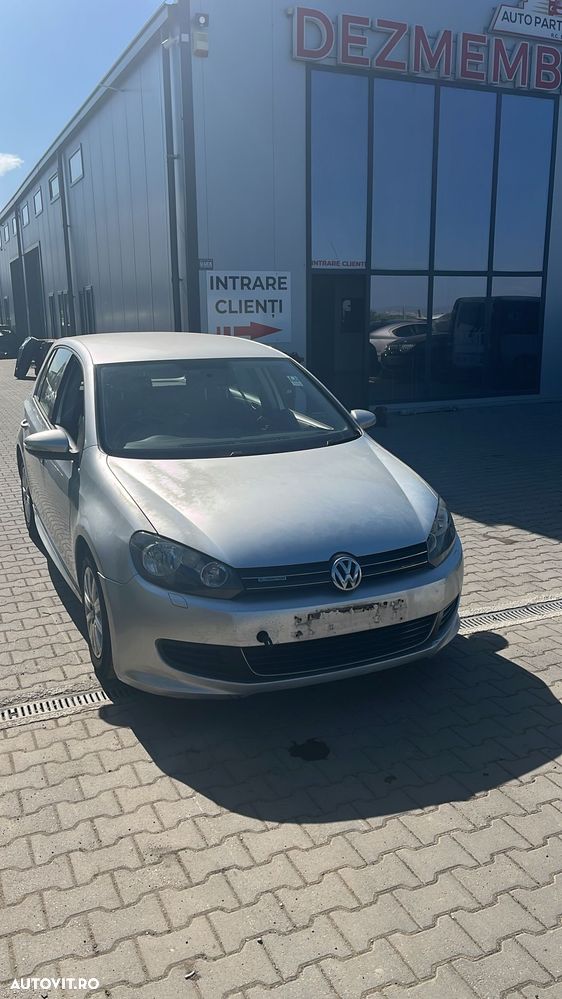Dezmembram Volkswagen Golf 6 1.6 diesel din 2011 - 1