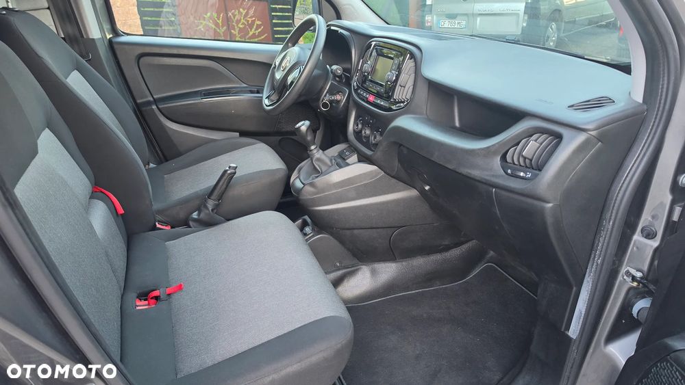 Fiat Doblo - 21