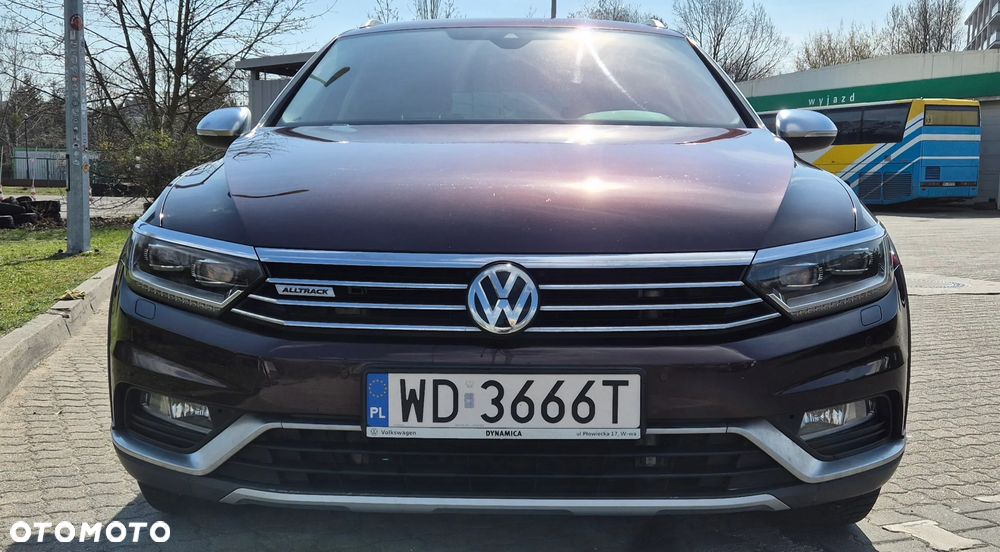 Volkswagen Passat - 2