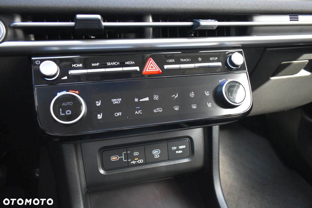Hyundai Tucson 1.6 T-GDi HEV Platinum 2WD - 16