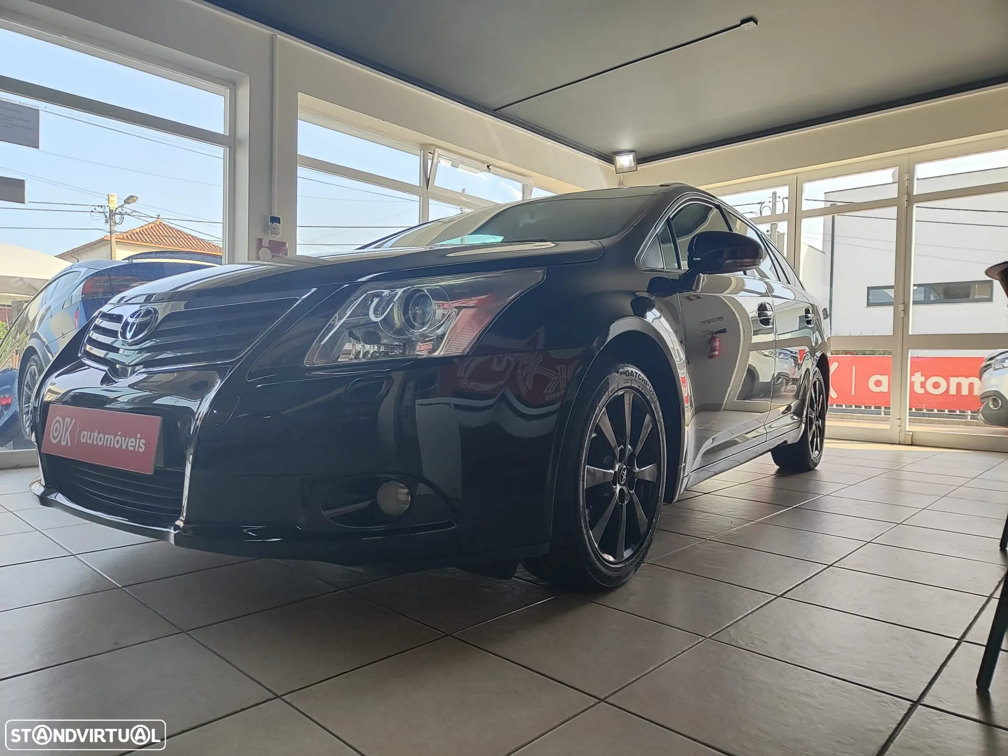 Toyota Avensis SW 2.2 D-4D Premium - 28