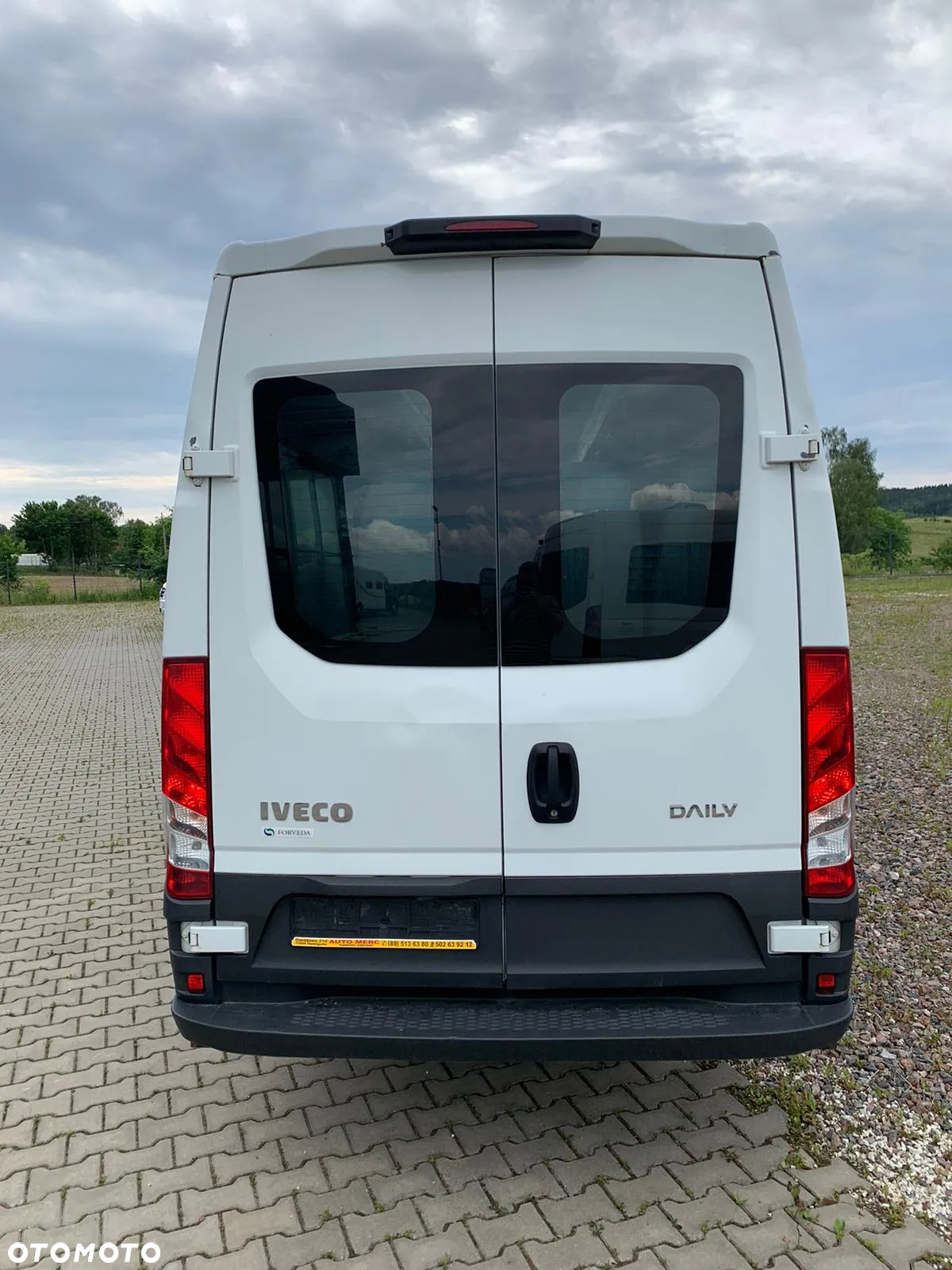 Iveco Daily - 21 miejsc - 6