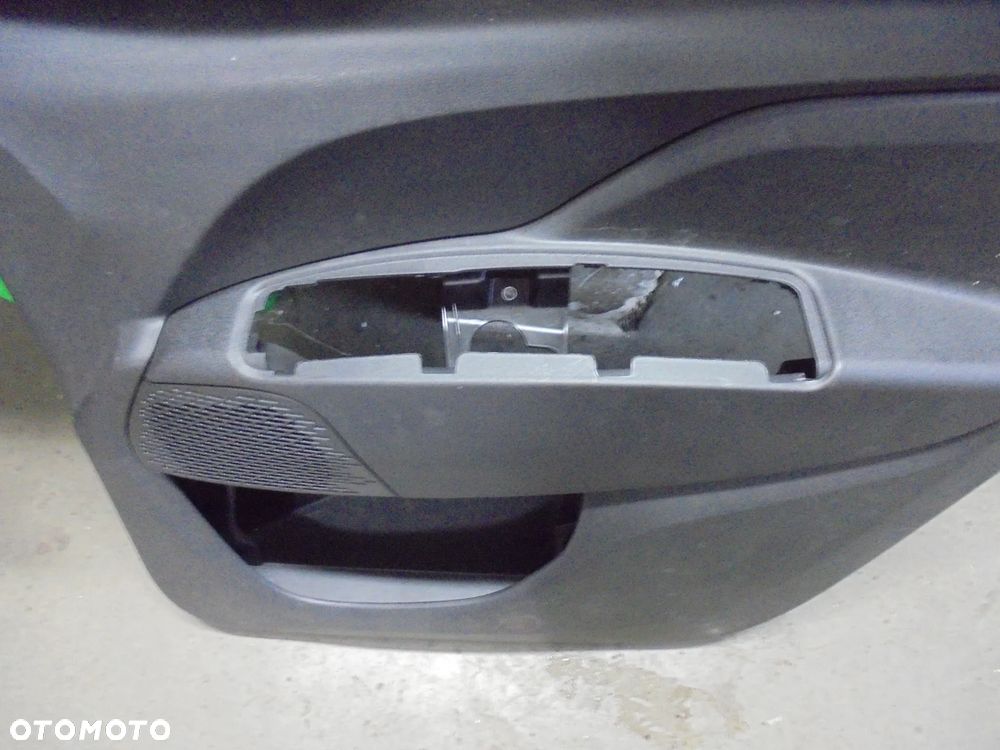 TAPICERKA PRAWA PRZÓD FIAT DOBLO 2011- 735615787 - 2