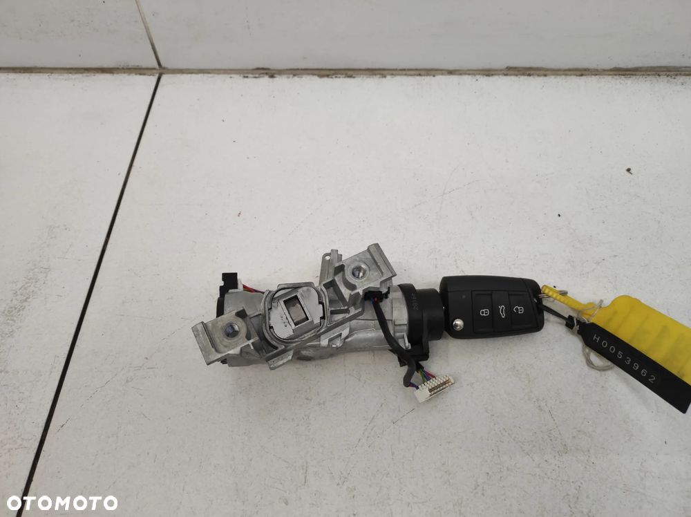 STACYJKA KLUCZYK PILOT SKODA OCTAVIA III 3 - 4