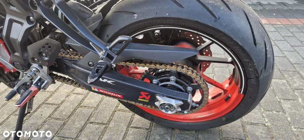 Yamaha MT - 22