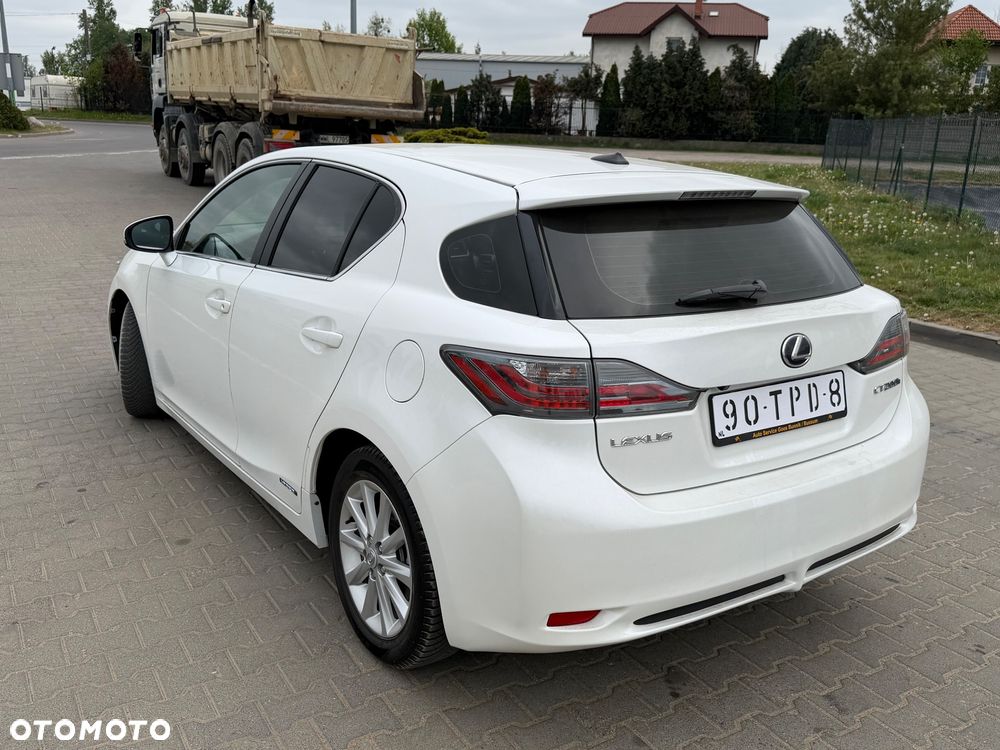 Lexus CT 200h Prestige - 7