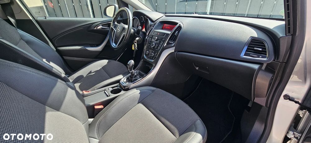 Opel Astra 2.0 CDTI DPF Innovation - 7