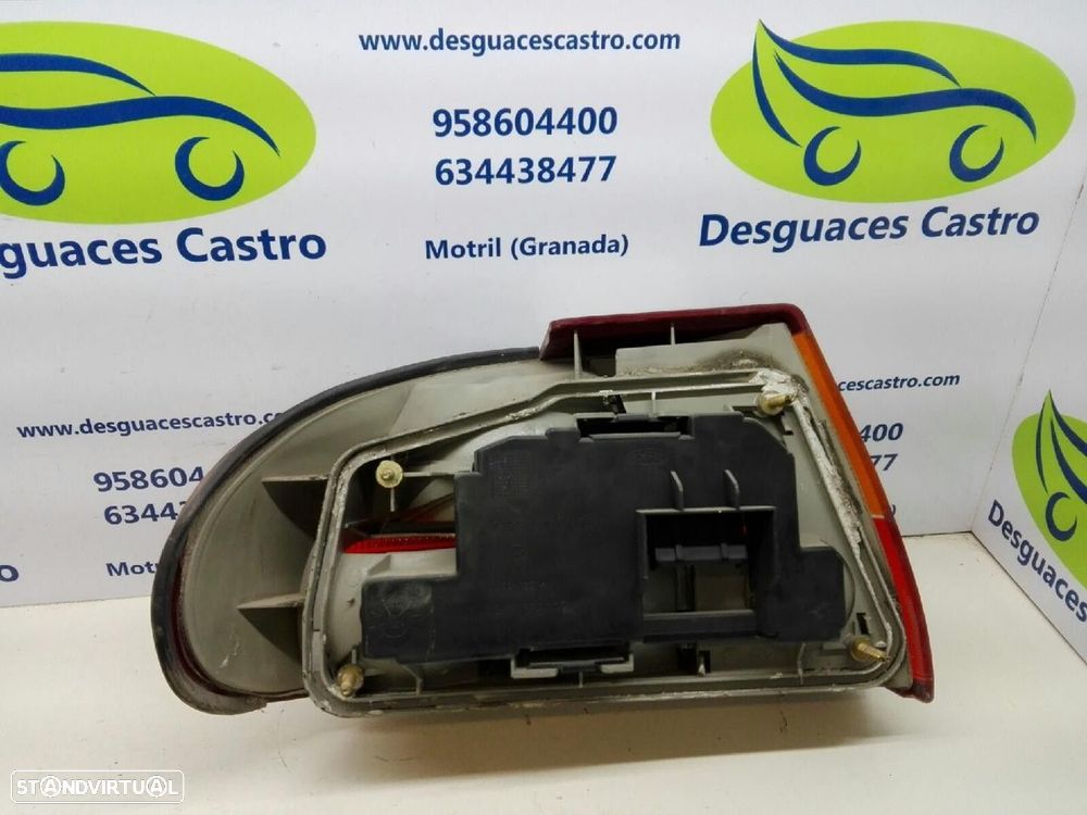 FAROLIM TRASEIRO DIREITO FORD MONDEO I 1995 - - 4