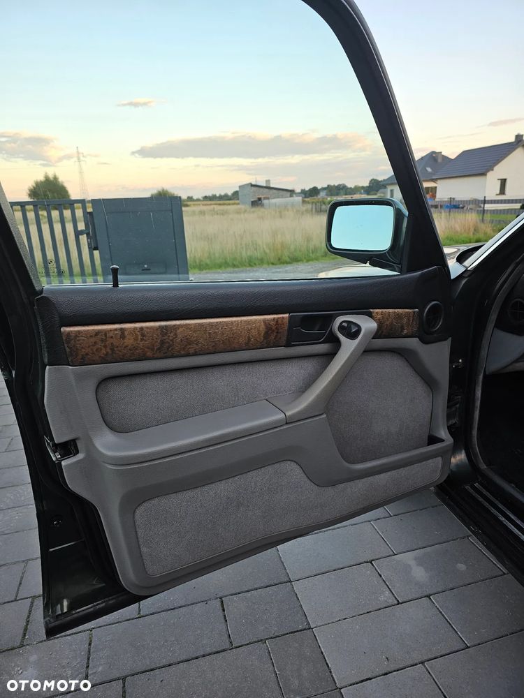 BMW Seria 7 - 19