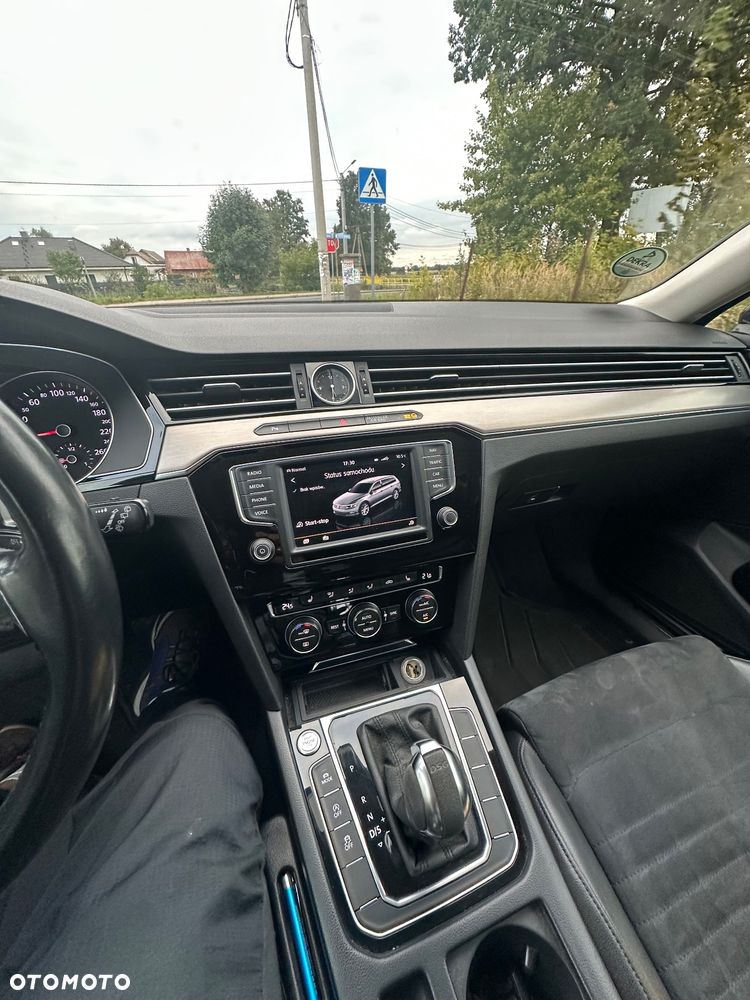 Volkswagen Passat Variant 2.0 TDI BMT Highline DSG - 13