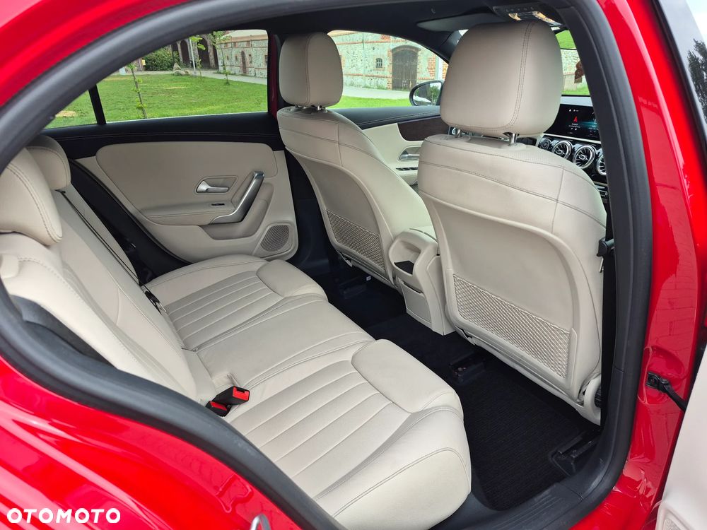 Mercedes-Benz Klasa A 200 7G-DCT Progressive - 27