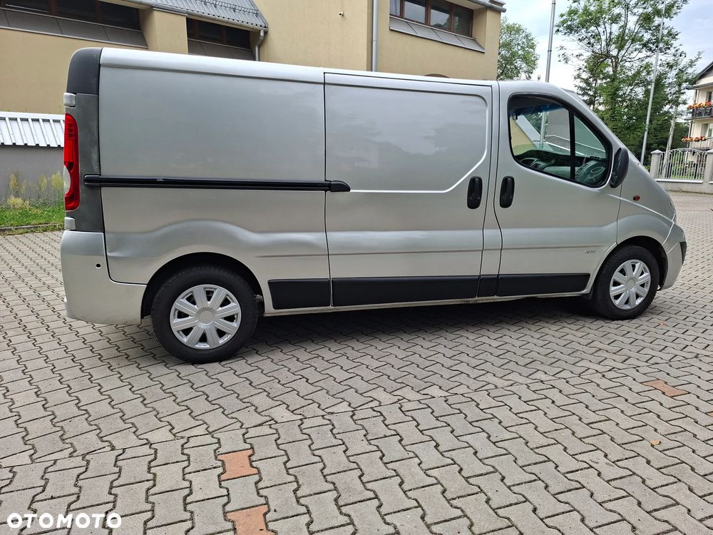 Opel Vivaro - 13