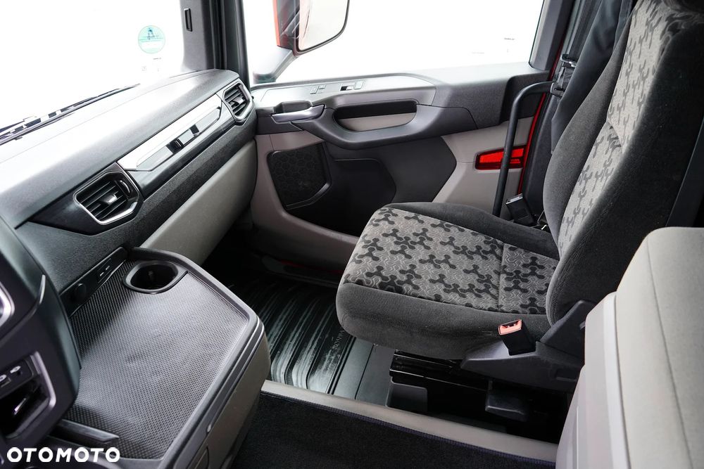 Scania / R 450 / EURO 6 / ACC / RETARDER - 32