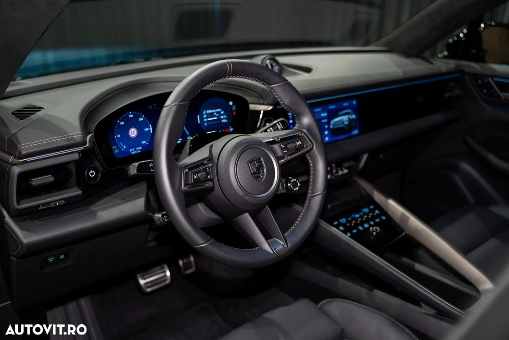 Porsche Macan - 26
