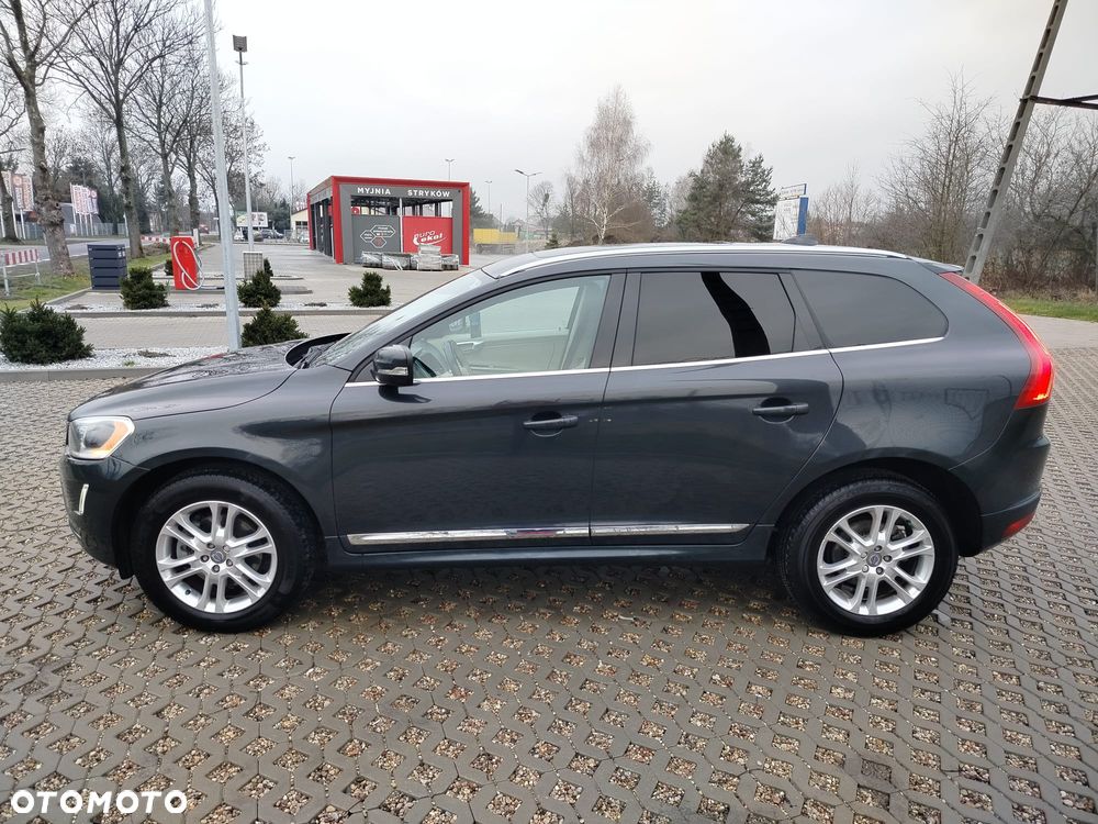 Volvo XC 60 T5 AWD Momentum EU6 - 3