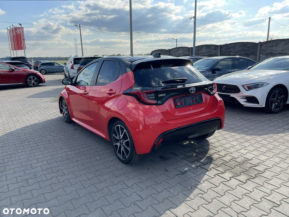 Toyota Yaris Hybrid 1.5 Style - 4
