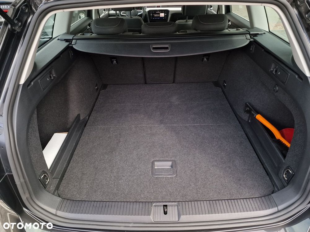 Volkswagen Passat 1.5 TSI EVO Business DSG - 13