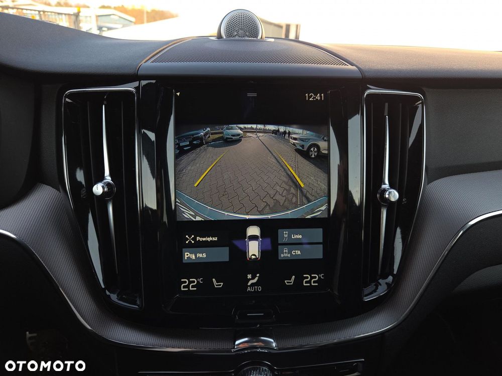 Volvo XC 60 T5 AWD R-Design - 16