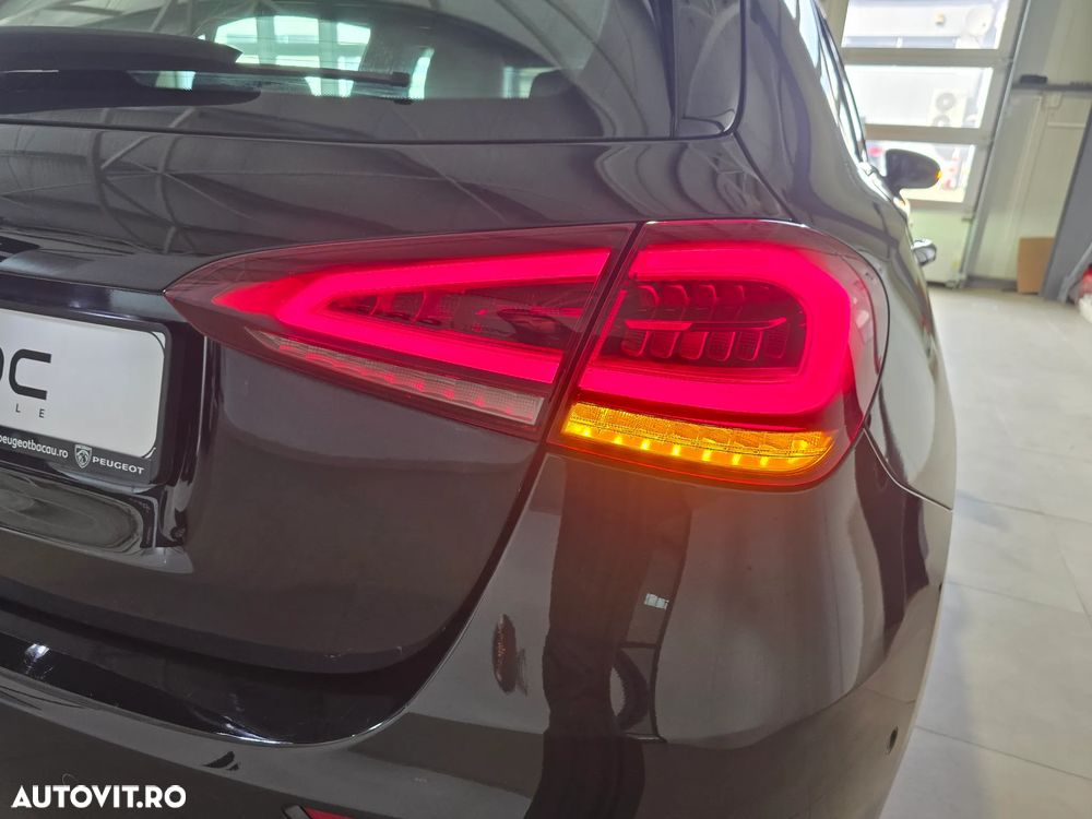 Mercedes-Benz A 180 Sedan 7G-DCT Style - 7