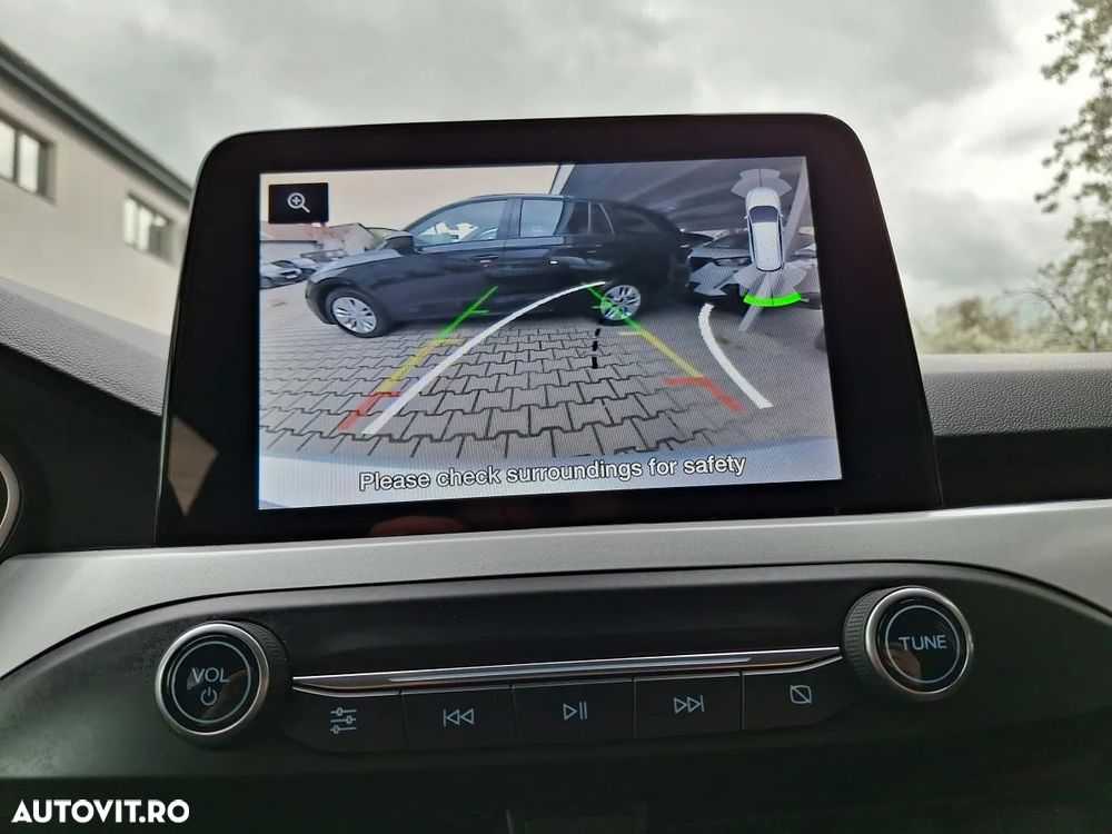 Ford Focus 1.5 EcoBlue Connected - 15