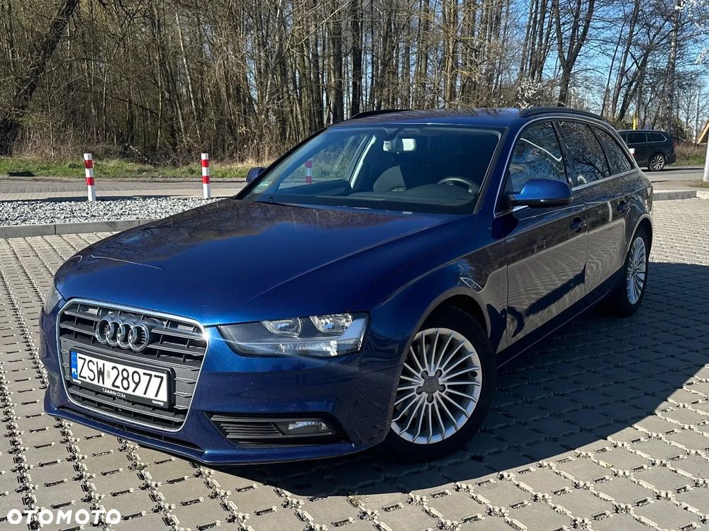 Audi A4 Avant 2.0 TDI - 1