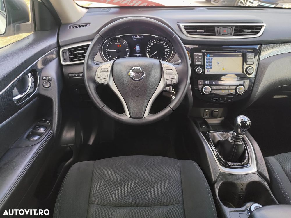 Nissan X-Trail 1.6 dCi ALL-MODE 4x4i 360 - 32