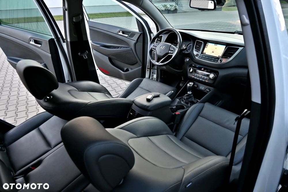 Hyundai Tucson 2.0 CRDI 2WD Style - 22