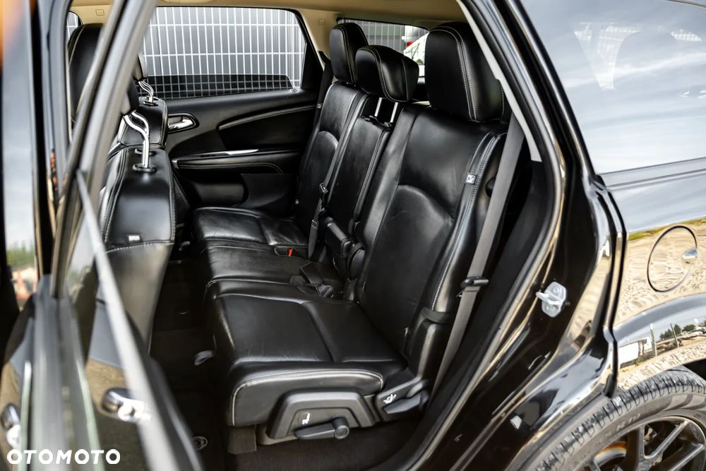 Fiat Freemont 2.0 Multijet 16V DPF Automatik Allrad Lounge - 25