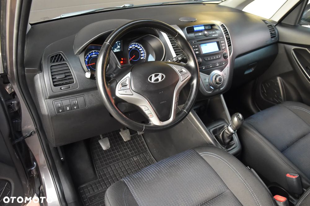 Hyundai ix20 1.4 blue YES Silver - 16