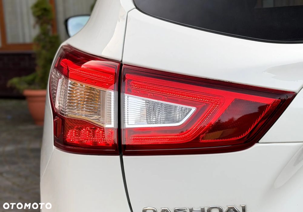 Nissan Qashqai 1.2 DIG-T Tekna EU6 - 22