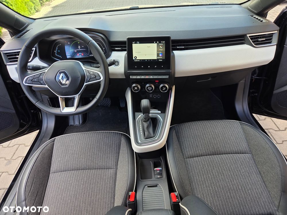 Renault Clio 1.6 E-TECH Full Hybrid 145 Evolution - 9