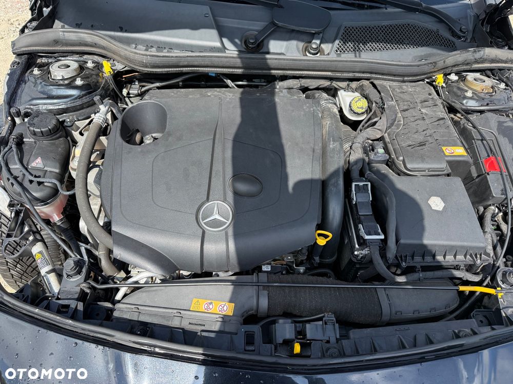 Mercedes-Benz CLA 200 d 7G-DCT SCORE - 18