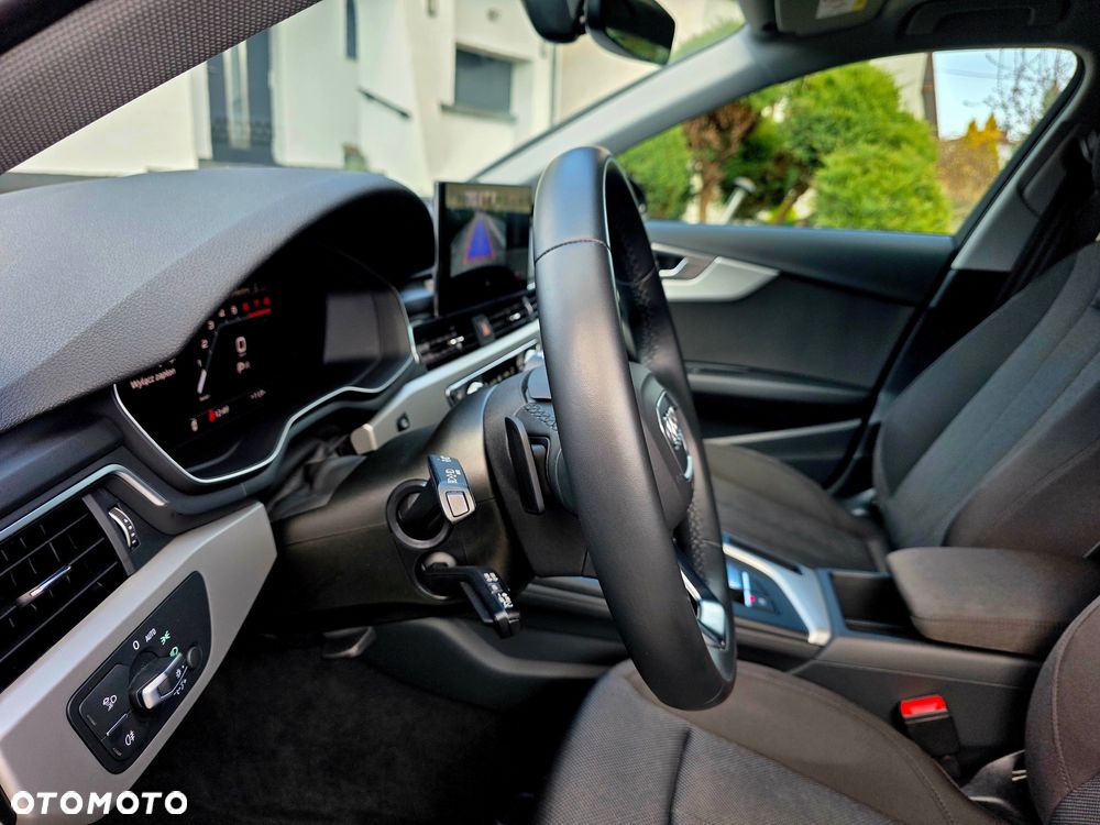 Audi A4 Limousine 35 TFSI S tronic - 21