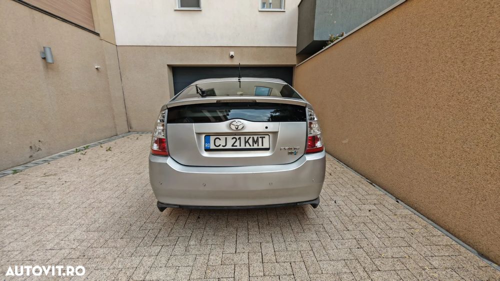 Toyota Prius (Hybrid) Luna - 17