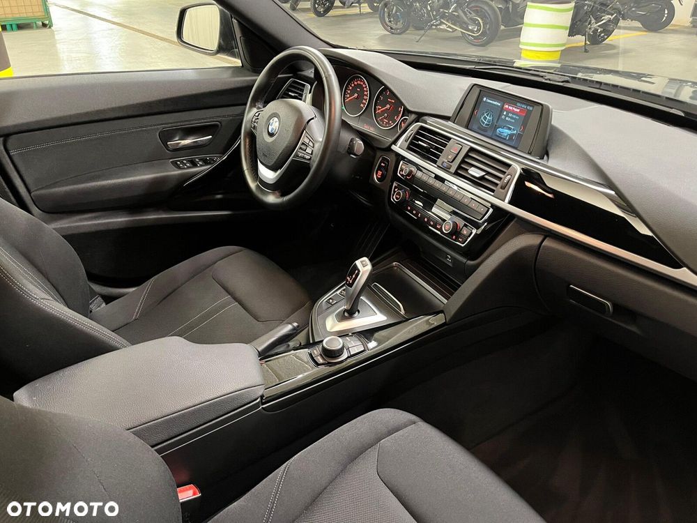 BMW Seria 3 318d Advantage - 35
