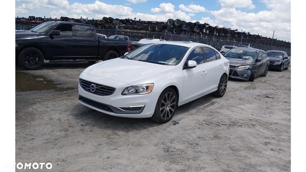 Volvo S60 T5 Drive-E Summum - 1
