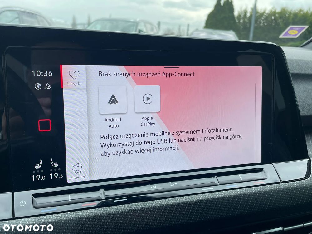 Volkswagen Golf 1.5 eTSI EVO Style DSG - 26