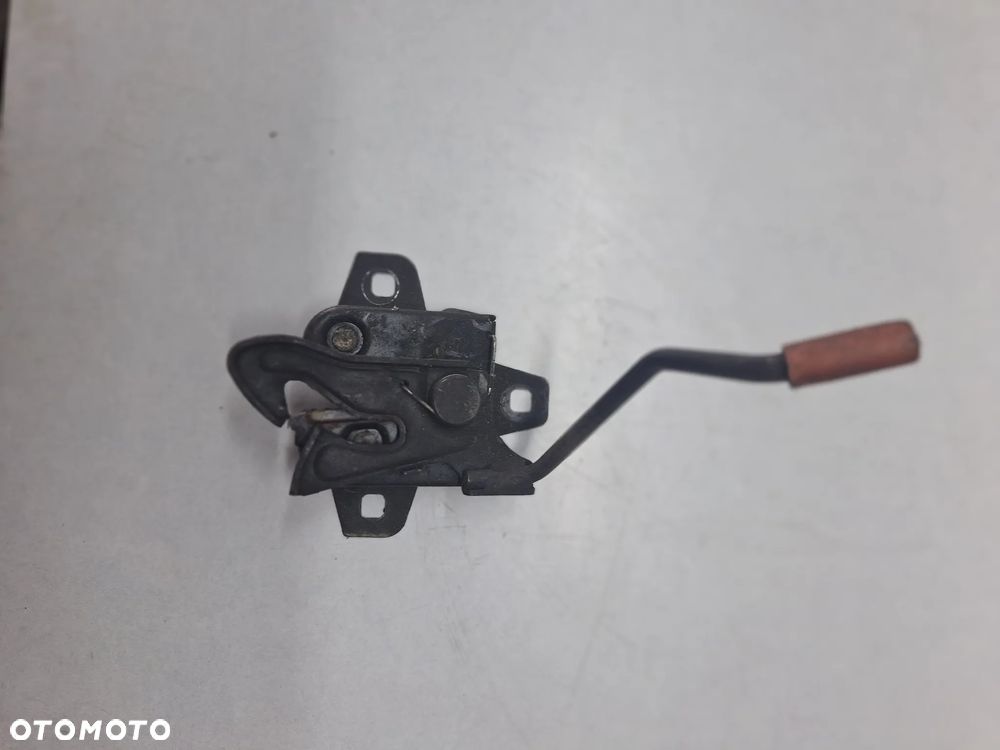 ZAMEK MASKI LANCIA MUSA FIAT IDEA 06r EUR - 1