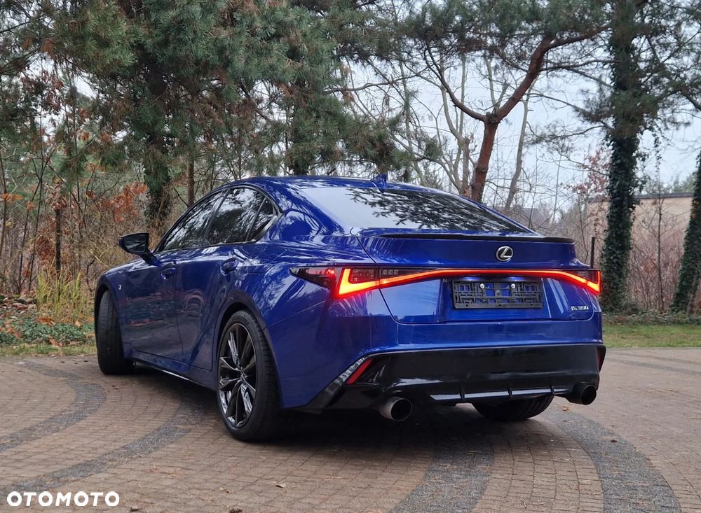 Lexus IS - 5