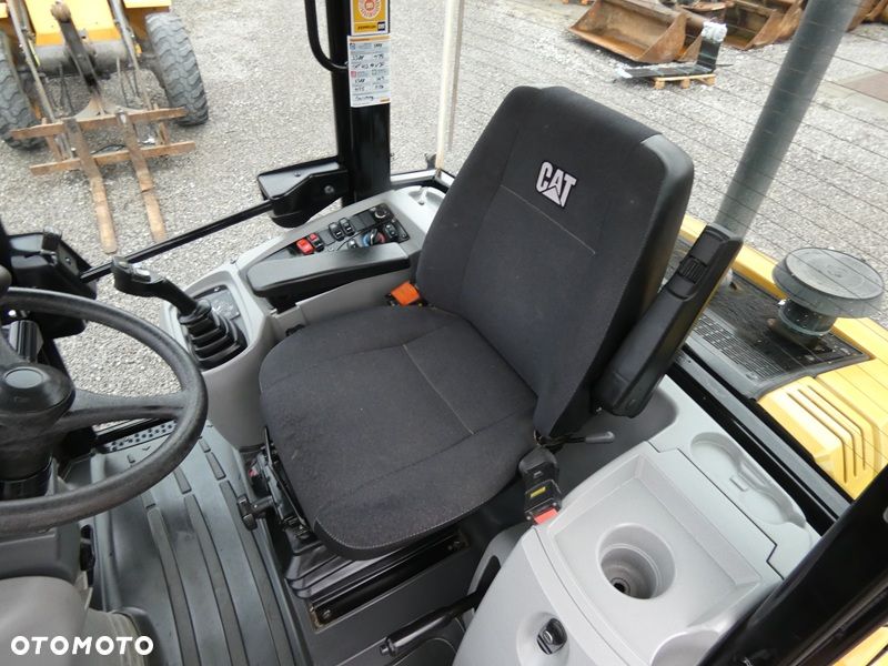 Caterpillar CAT 908M z Niemiec / KLIMA / 2998mtg / - 9