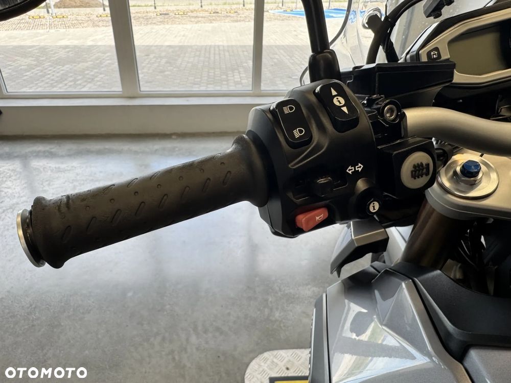 Triumph Tiger - 30