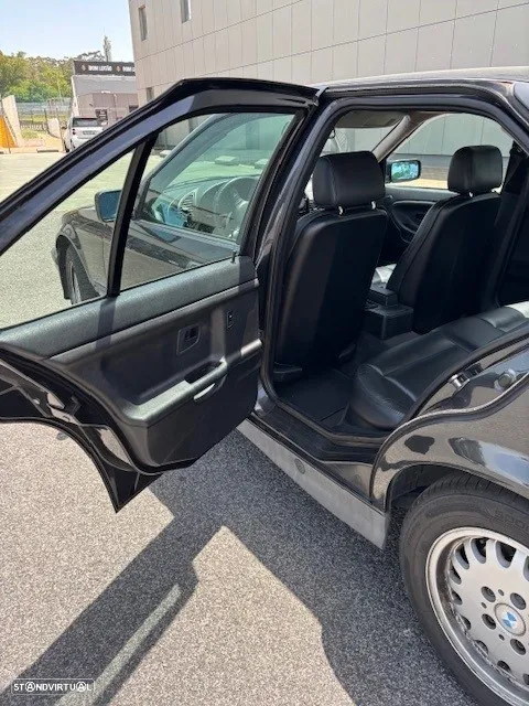 BMW 320 i - 3