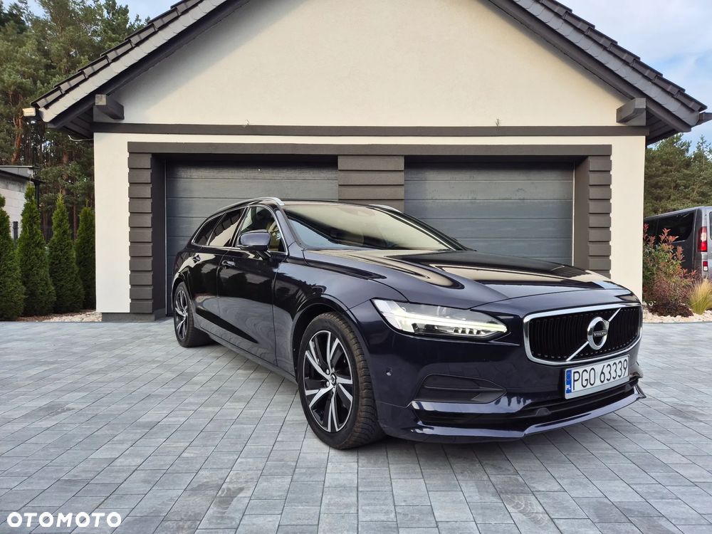 Volvo V90 D3 Momentum Pro - 2